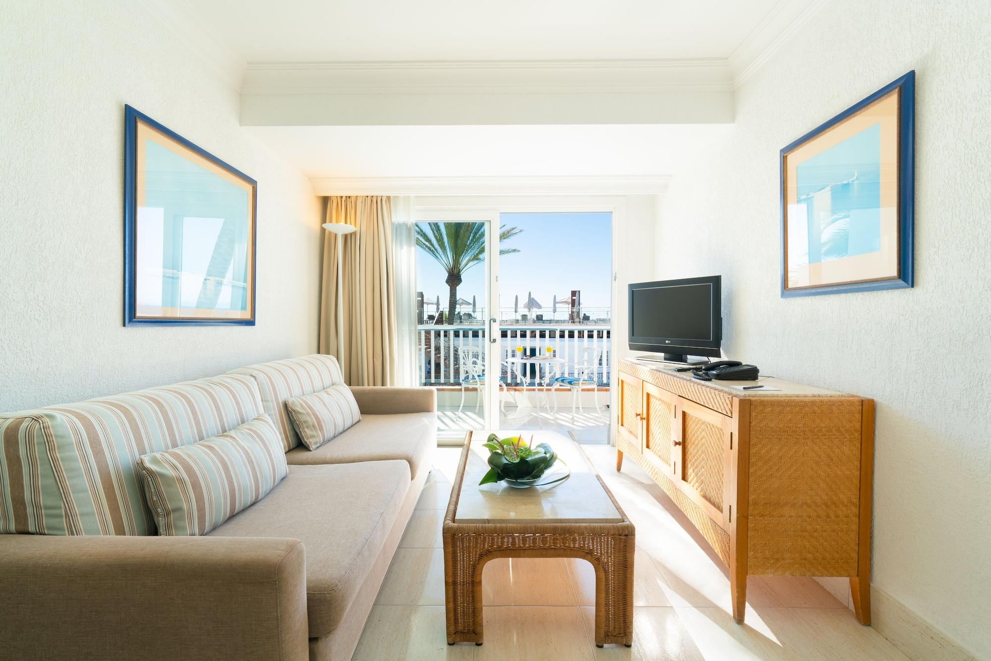 Apartamentos Isla De Lobos - Adults Only Puerto del Carmen  Exterior photo